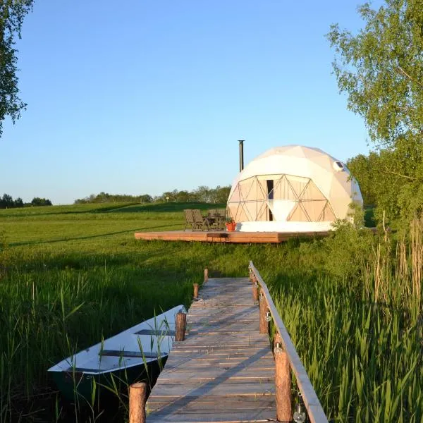 Glempings Velo Latgale, hotel in Izvalta