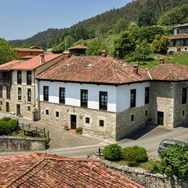 La Casona de Tresgrandas, hotel u gradu Tresgrandas
