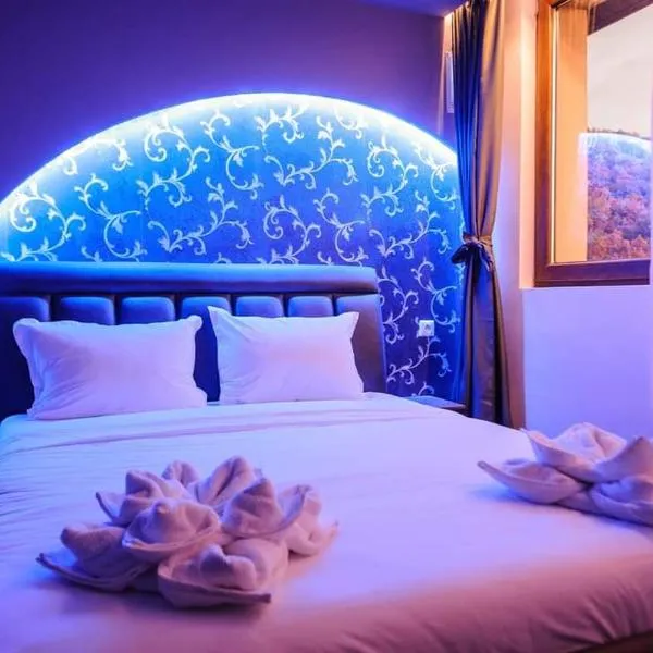 Хотел ПИРГУЛЯ, hotel in Miladinovtsi