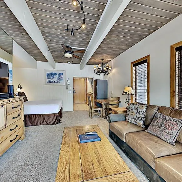 Timberline Condominiums Studio Deluxe Unit 218, Hotel in Snowmass Village