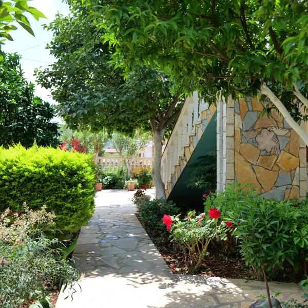 Garden Villa Dhesara
