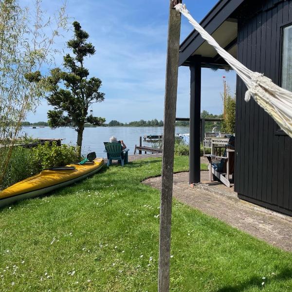 The Outpost Lakehouse- enjoy our house at Reeuwijkse Plassen - near Gouda
