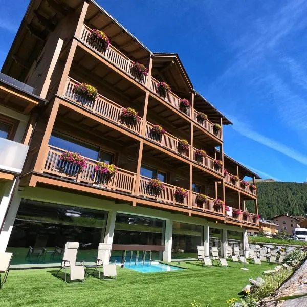 Francesin Active Hotel, hotel a Livigno