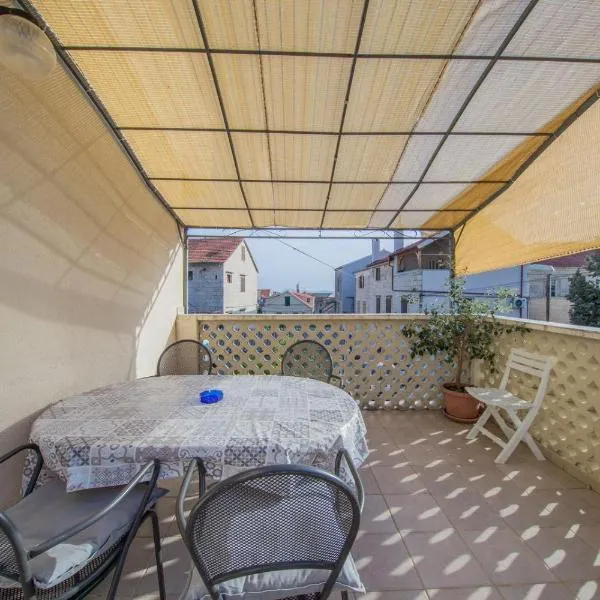 Apartman Katija, hotel sa Komiža