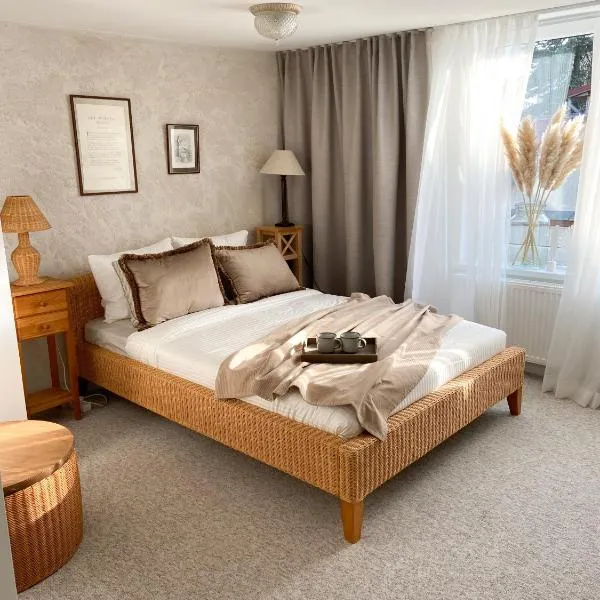 Naktakės apartamentai, hotel in Kupiškis