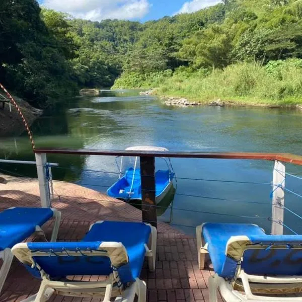 Tapicoa Village Retreat, Hotel in Saint Mary