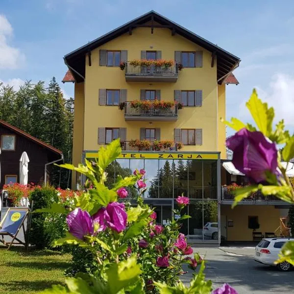 Hotel Zarja, hotel v destinaci Hočko Pohorje