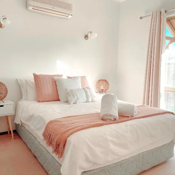 Carnarvon 3BR & 2BA Holiday House, hotel v destinaci Carnarvon