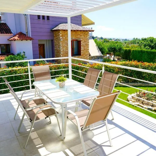 Charikleia's studio, hotel in Káto Lekhónia