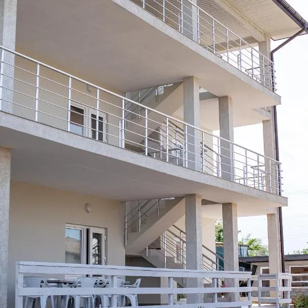Estate House, hotel u gradu Zatoka