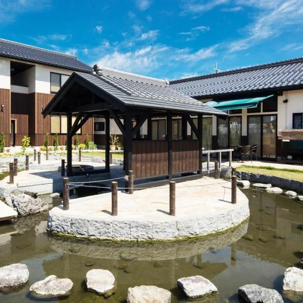Racine Home Harie, hotel in Takashima