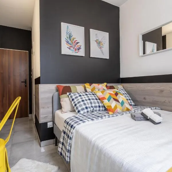 Grey Poznań Pokój z łazienką , Darmowy parking, Zameldowanie Bezobsługowe, hotel in Poznań