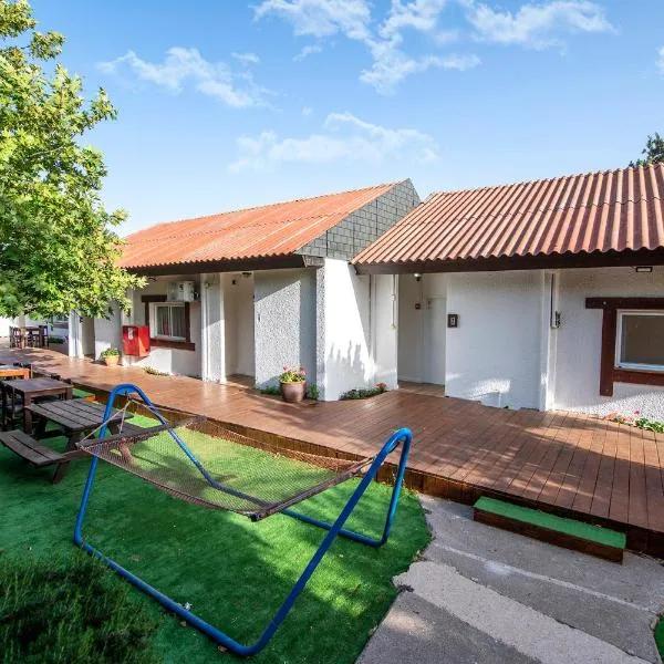 אירוח הר אודם, hotel v destinaci Odem