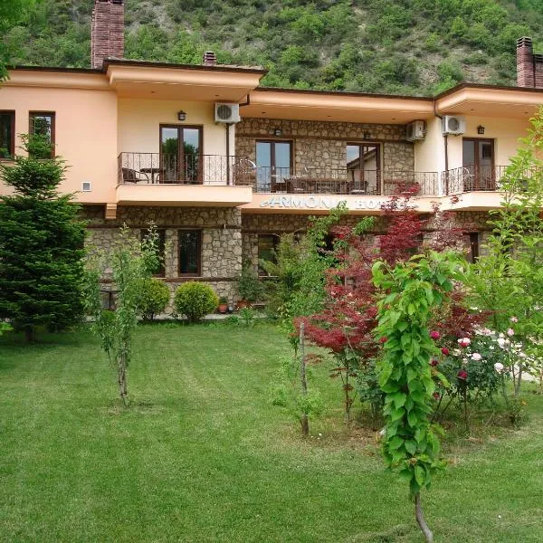 Armonia Hotel, hotel in Kato Loutraki