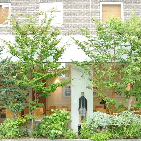 7天酒店，位于高知的酒店