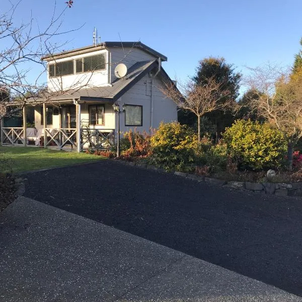 Pet Friendly Country Cottage، فندق في دنيدن