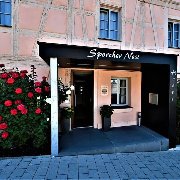 Hotel Sporcher Nest, hotelli kohteessa Cadolzburg