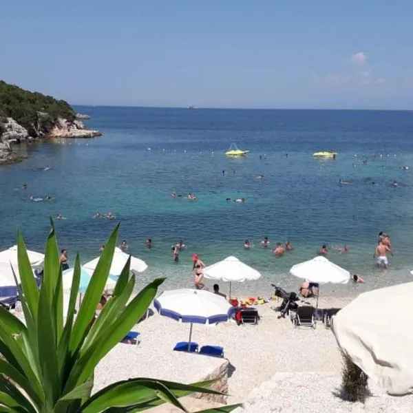 Garden Vila Ermali, Hotel in Ksamil