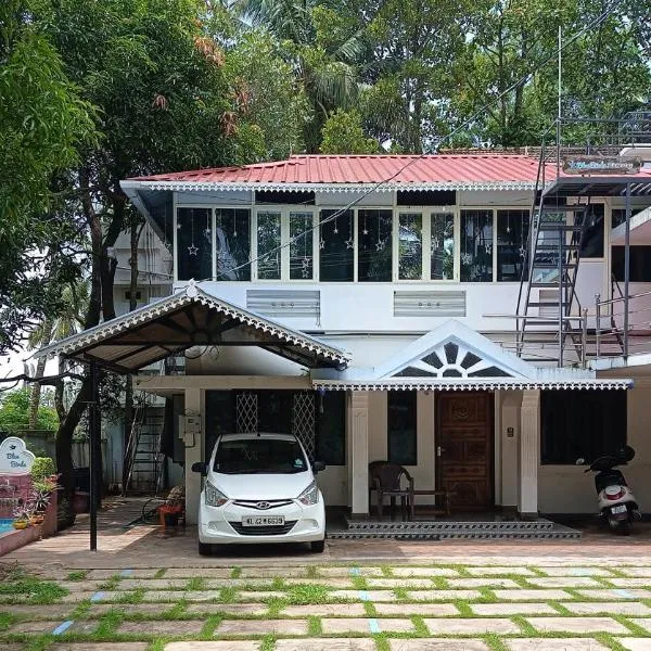 Blue Birds Homestay, ξενοδοχείο σε Cherai Beach