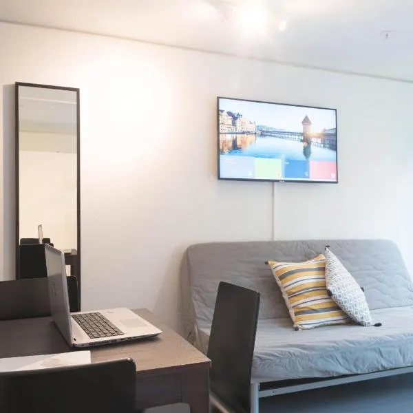 HITrental Allmend Standard Studios, hotel en Lucerna