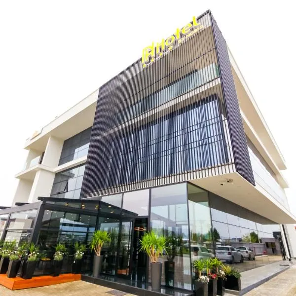 N Hotel BY NOSHI, hôtel à Rinas
