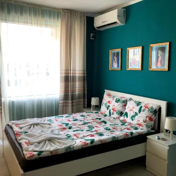 студио S, hotel in Primorsko