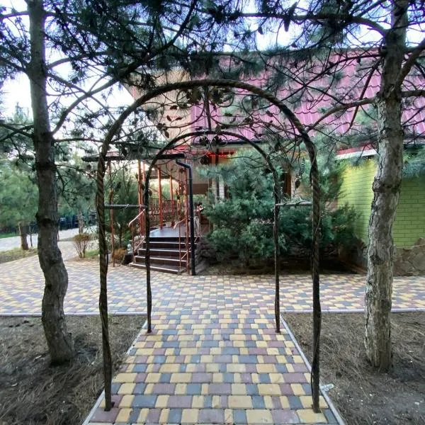 Villa Sosnovy Bor, hotel in Zatoka
