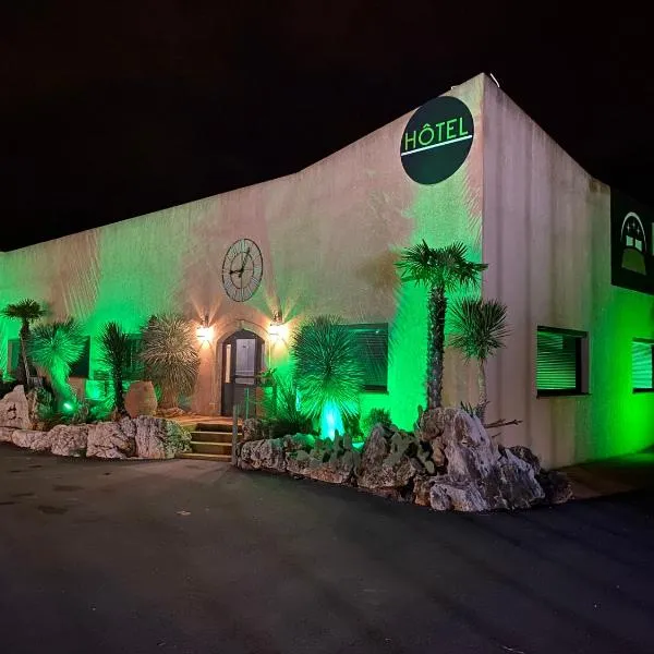 HOTEL NATURE LE LOFT, hotell i Pierrelatte