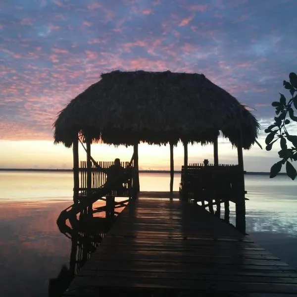 Villas Ecotucan, hotel in Bacalar