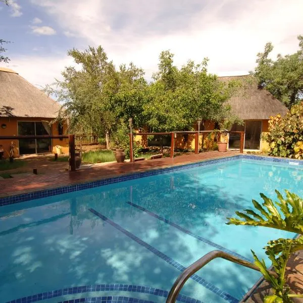 Normann Safari Bush Lodge, hotelli kohteessa Phalaborwa
