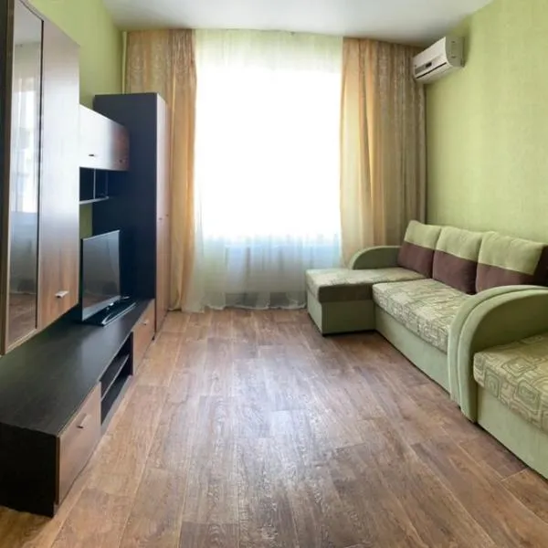 Квартира в новострое, hotel di Odessa