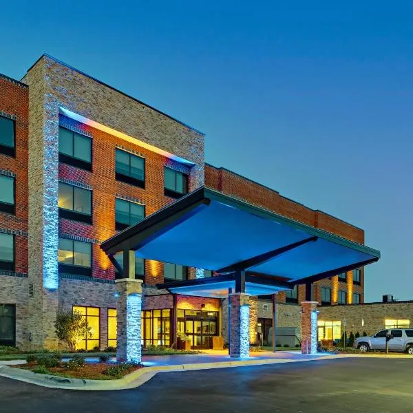 Holiday Inn Express & Suites - Winston - Salem SW - Clemmons by IHG, ξενοδοχείο σε Clemmons