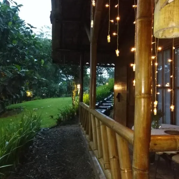 Estancia La Colina，位于圣多明各德洛斯科罗拉多斯的酒店