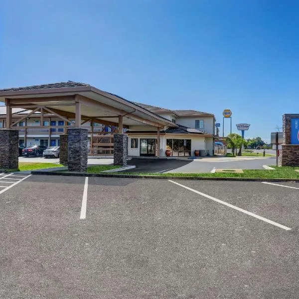 Motel 6-Anderson, CA - Redding Airport, hotel en Anderson