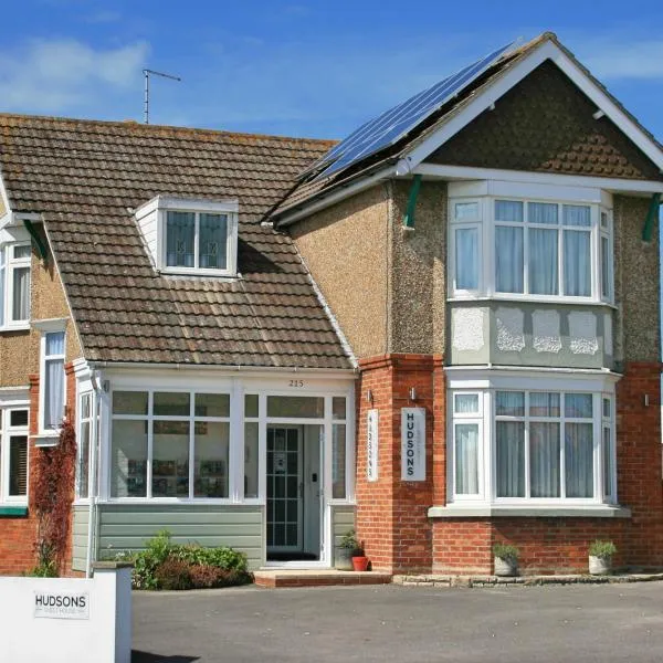 Hudsons Guest House - Adults only, hotel in Weymouth