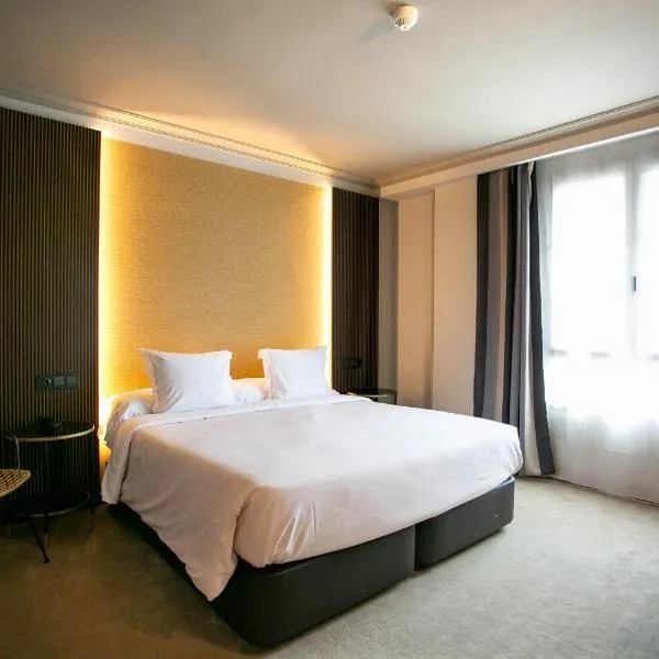 ホテル セルコテル シウダ デ オビエド（Hotel Sercotel Ciudad de Oviedo）、オビエドのホテル