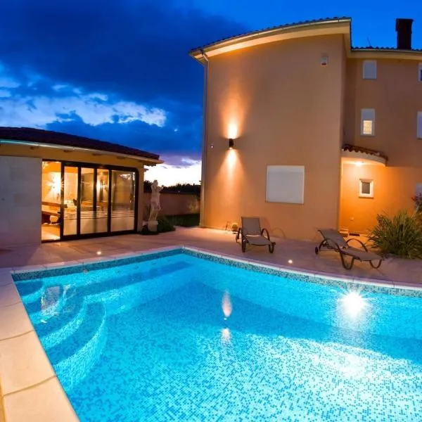 Villa Mihaela, hotel in Fažana