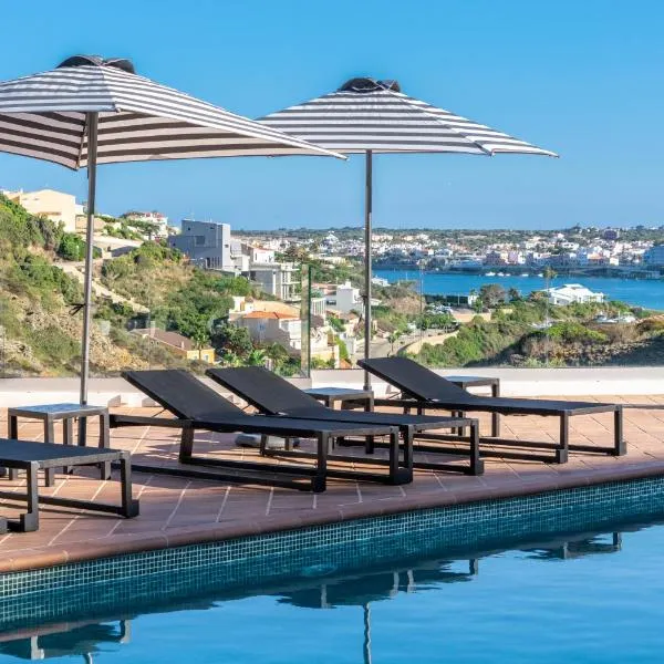 Calallonga Hotel Menorca, hotel v destinaci Mahón