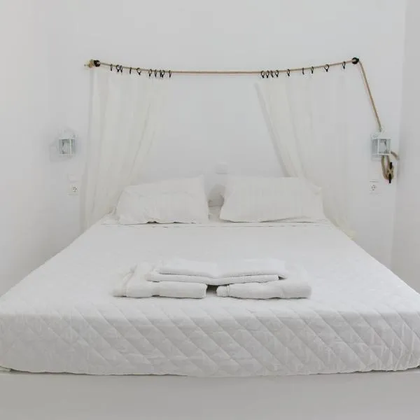 Golden Star Praxitelous, hôtel à Agia Marina