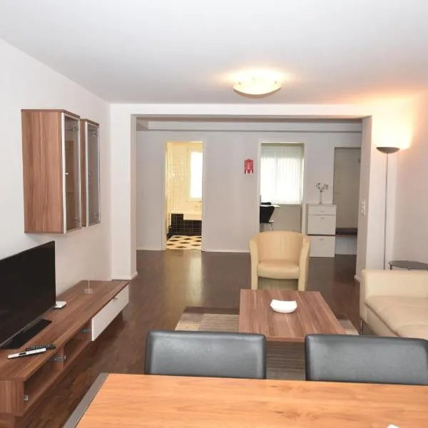 Stylish 2BR near lake - Flower 3, hotel v Curychu