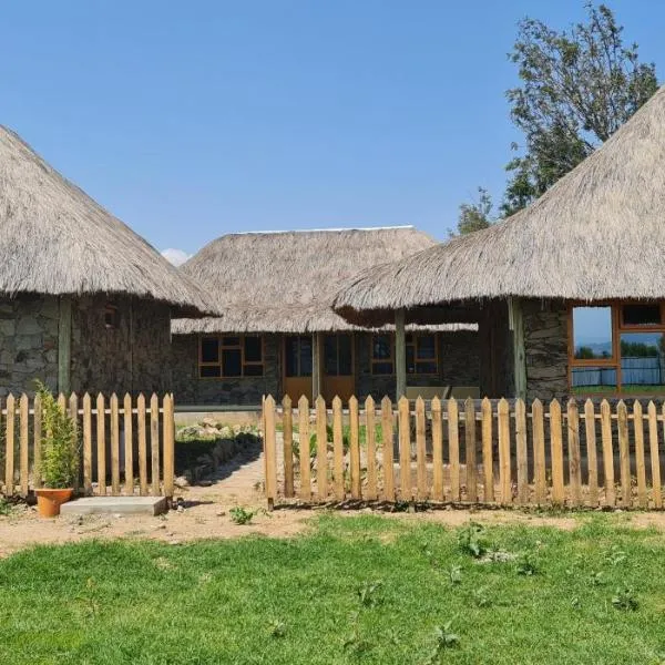 Le Tai Village Resort near Solio Game Reserve, hotel a Mweiga
