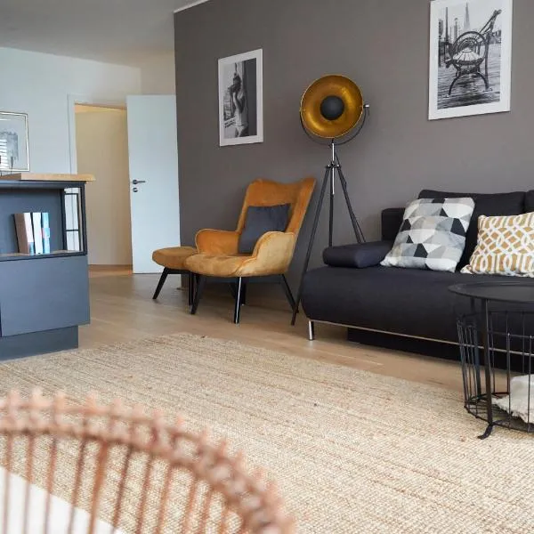 Top 19 Alpe Maritima - Luxury Lakeview Apartment, hotel in Annenheim