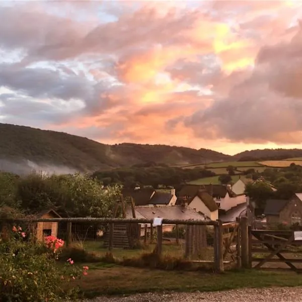 The Royal Oak Inn, hotel v destinaci Dunsford