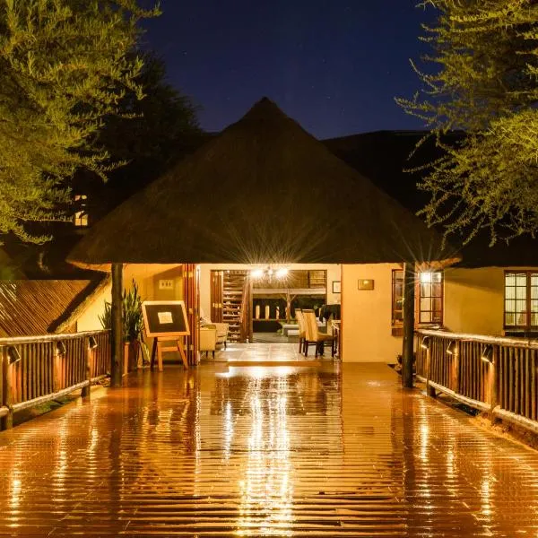 Mongena Private Game Lodge, hotel in Rust de Winter