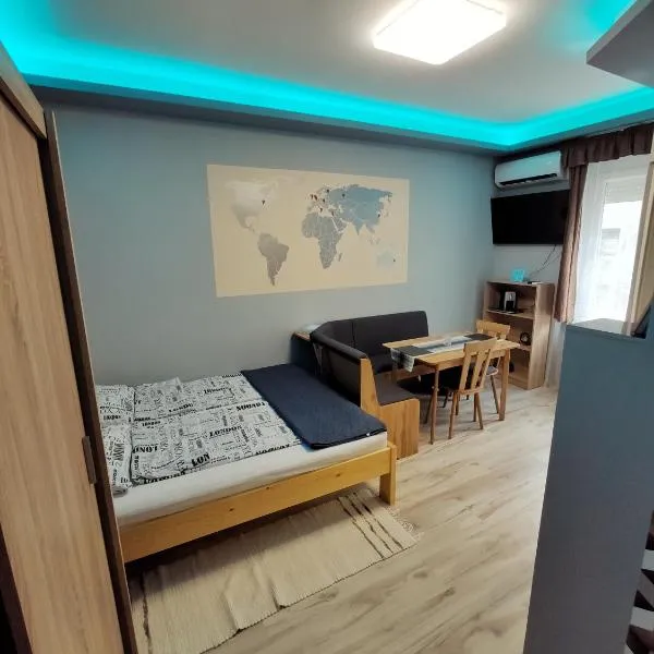 Belvarosi Exkluzív Minigarzon, ξενοδοχείο στο Ντέμπρετσεν