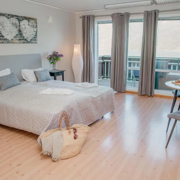 Åkrafjordtunet Apartments, hotel a Teigland