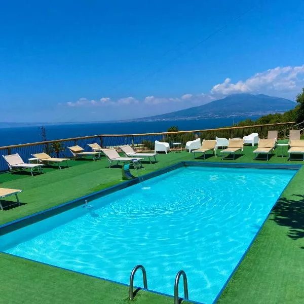 Corte Degli Ulivi Resort, hotel v destinaci Vico Equense