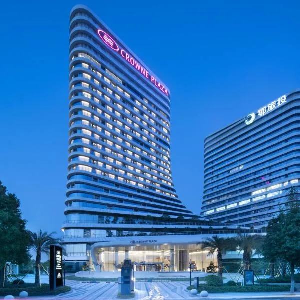 Crowne Plaza Wuhan Optics Valley by IHG, hotel v destinaci Wu-chan