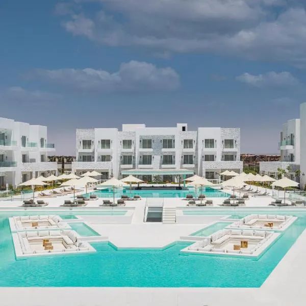 Tanoak Resort，位于艾因苏赫纳的酒店