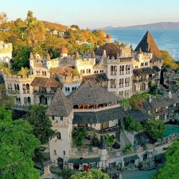 Tropicana Castle Dive Resort powered by Cocotel，位于波尔多·格尼拉的酒店